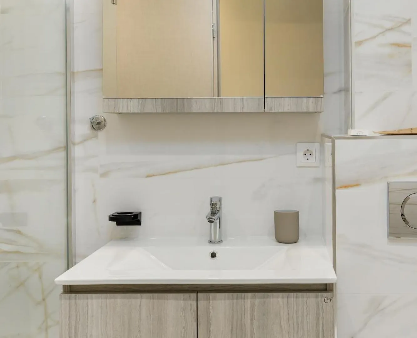 Vivienne By Halu!, Apartment In The Center Szaloniki