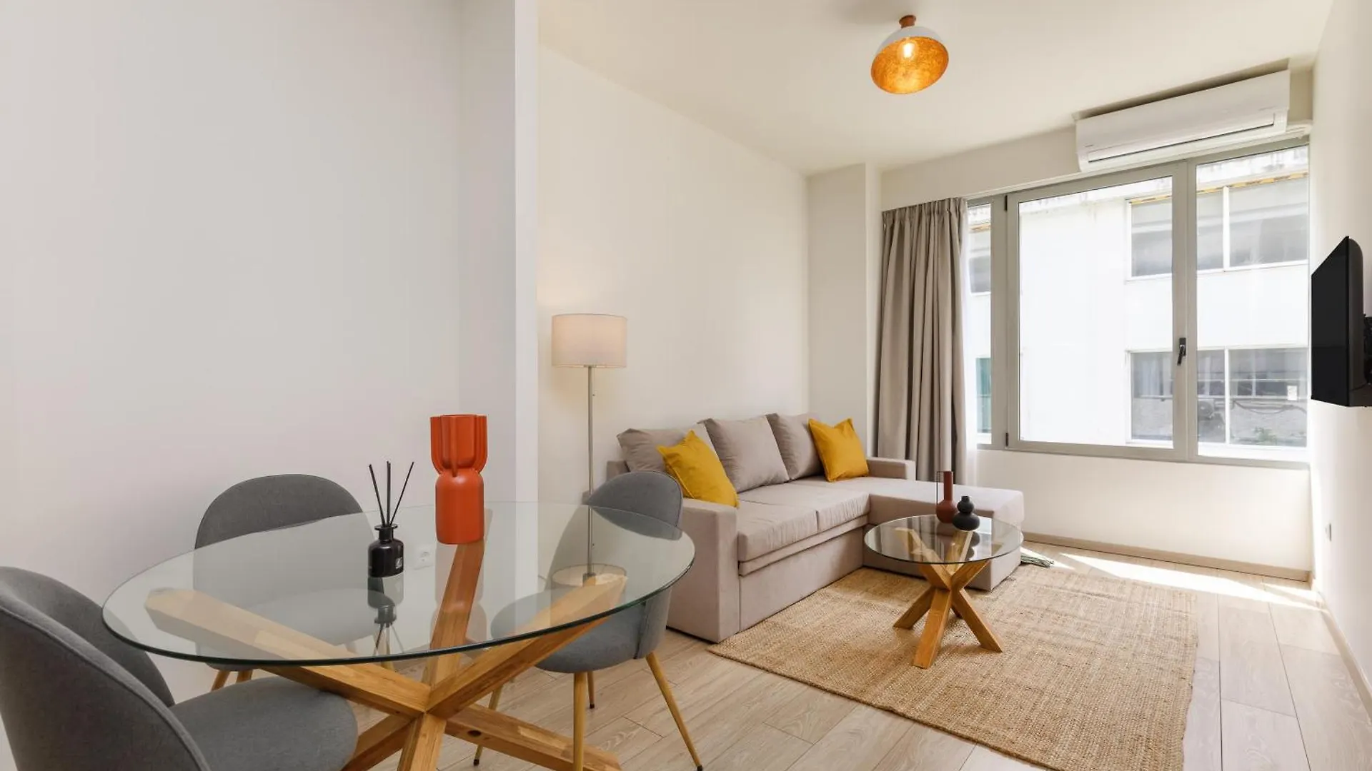 Vivienne By Halu!, Apartment In The Center Szaloniki